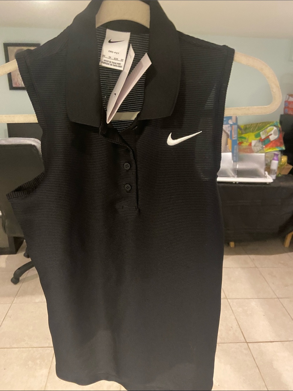 Nike Women’s Golf top.